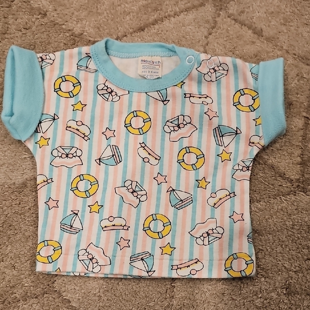 Vintage Nwot Hopscotch Snap Shouldar T-Shirt with Salor Print